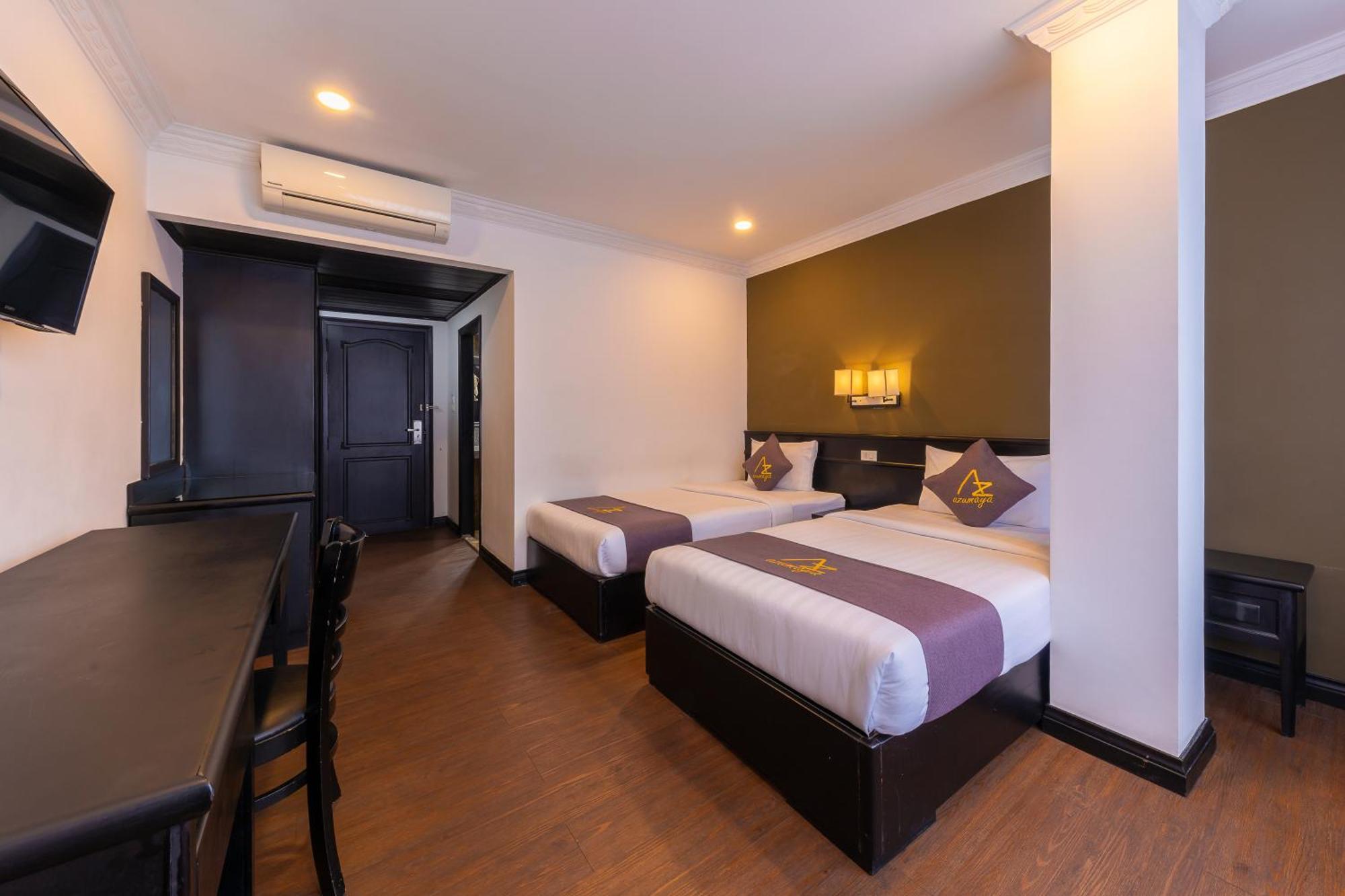 Azumaya Hotel Phnom Penh Exterior foto