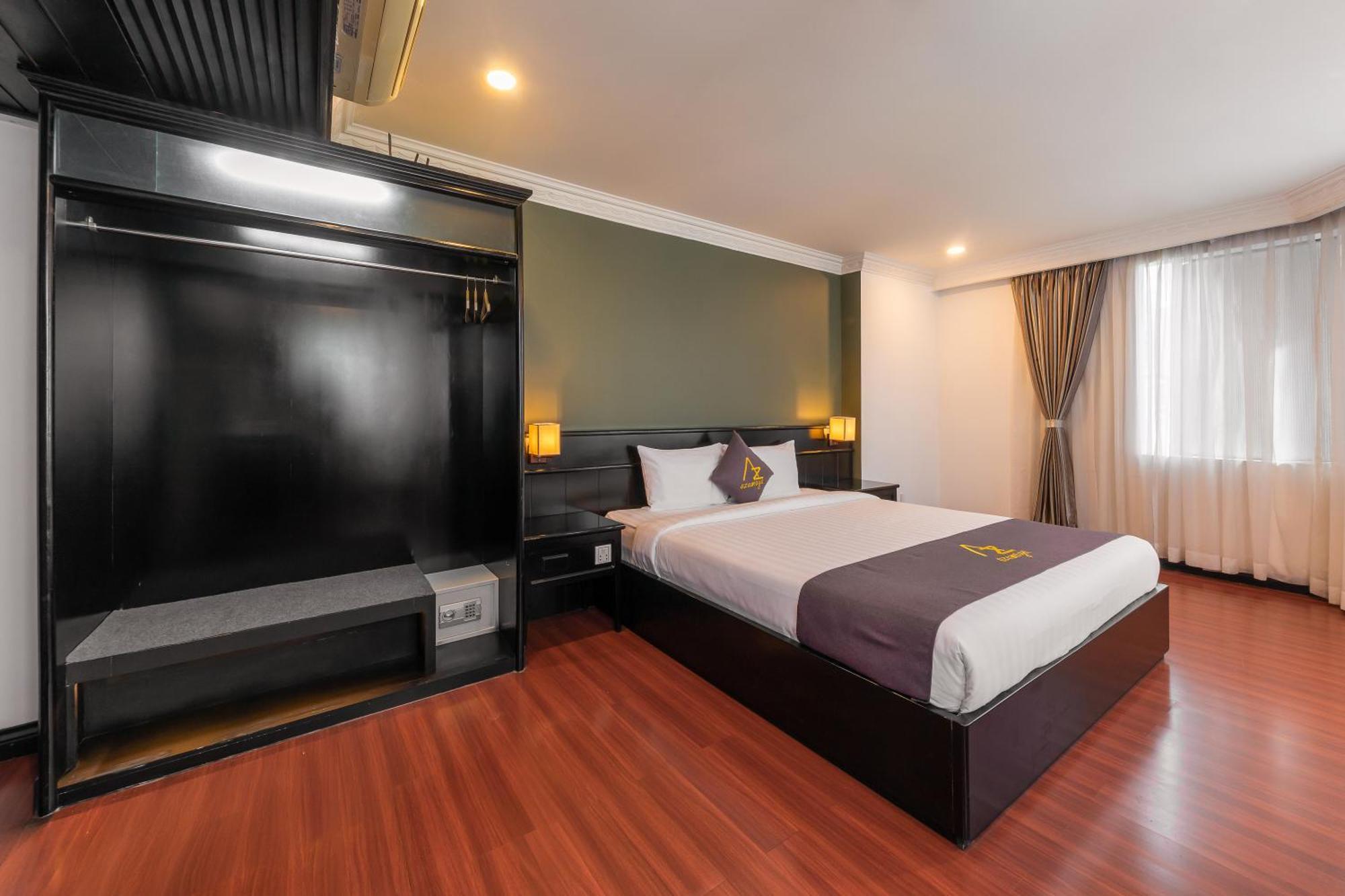 Azumaya Hotel Phnom Penh Exterior foto